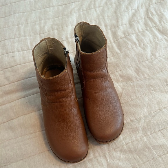 Troentorp Clog Boots - Picture 6 of 7